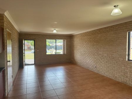 THREE BEDROOM DUPLEX IN MALONEYS BEACH - Photo 5