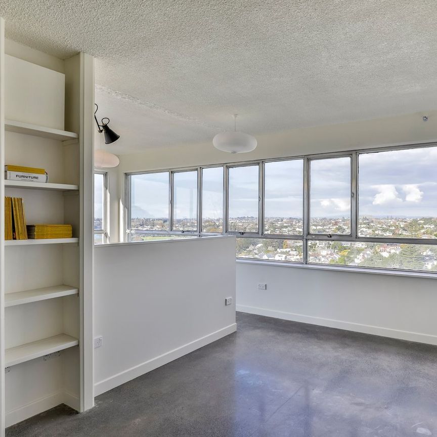 Stylish, Sunny, and Superbly Located Studio - Photo 1