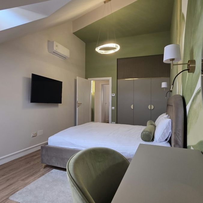 BABEȘ PREMIUM RESIDENCE: Luxury Apartment for Rent in Cluj-Napoca, 5 minutes from the University of Medicine and Pharmacy, living room, bedroom, kitchen and bathroom, Victor Babes street. - Photo 1