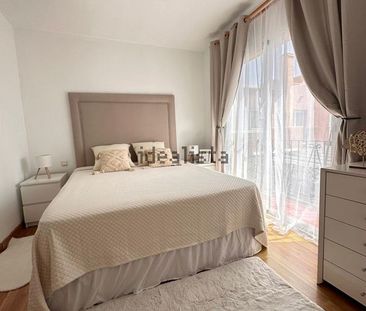 Alquiler de chalet pareado en Vía - Photo 1