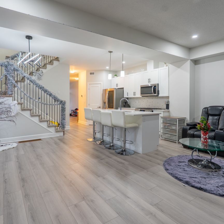 For Lease - 1522 Scarlet Street, Kingston, Ontario - Photo 1