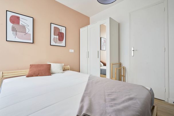 Saint Géry Roommate 5 Bedrooms at Valenciennes - Photo 1