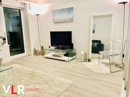 Condo in Vancouver East Side, BC - Photo 2