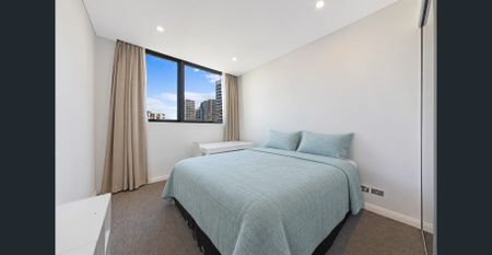 Furnished three bedroom apartment in the heart of Eastgardens - Photo 3
