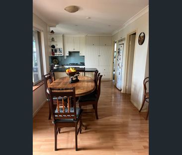 Spacious Family Home in Prime Rossmoyne Location - Photo 4