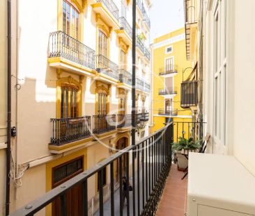 Valencia - Photo 4