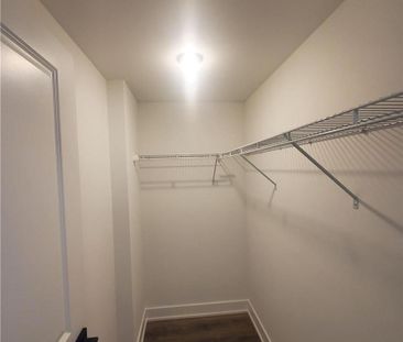 For Lease - 2481 Taunton Road Unit# #1204, Oakville, Ontario - Photo 4