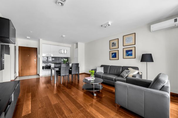 Apartament 50 m2, 2 pokoje, Wola - Zdjęcie 1