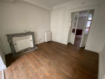 Local professionnel POITIERS – 2 pièces – 46.7 m² - Photo 4