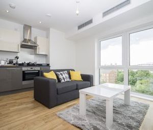 1 Bedrooms Flat to rent in River Heights, Stratford Riverside, Stratford E15 | £ 360 - Photo 1