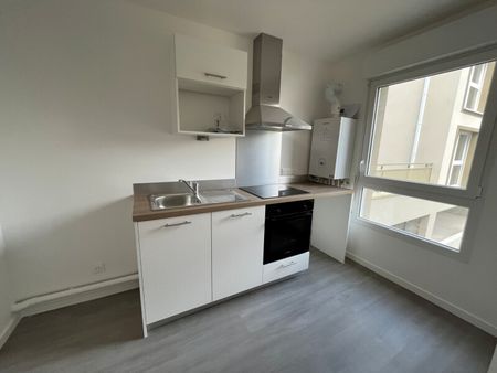 Location Appartement 3 pièces 58m² ELBEUF 76500 - Photo 4