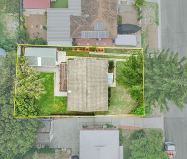 Freshly Renovated Coastal Home - Lawn Maintenance Included - Photo 4