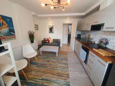1 bedroom apartment to rent - Photo 3