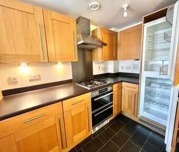 2 bedroom terraced house to rent - Photo 3