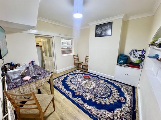 Cecil Road, Croydon - Photo 1