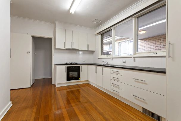 Unit 4/8-12 Parring Road, Balwyn. - Photo 1