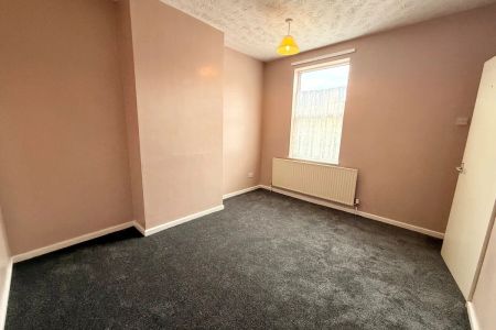 Cartwright Street - Photo 2
