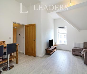 2 bedroom flat to rent - Photo 1