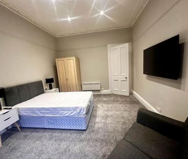1 bedroom ground floor flat to rent - Photo 4