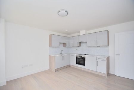 1 bedroom ground floor flat to rent - Photo 2