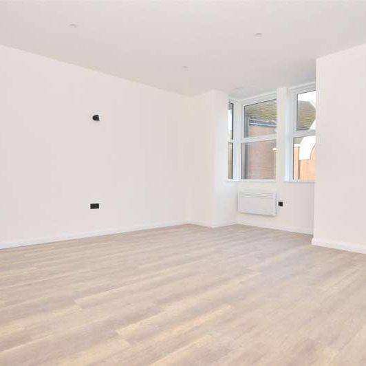 Queensway House, London Road, Redhill, Surrey, RH1 - Photo 1