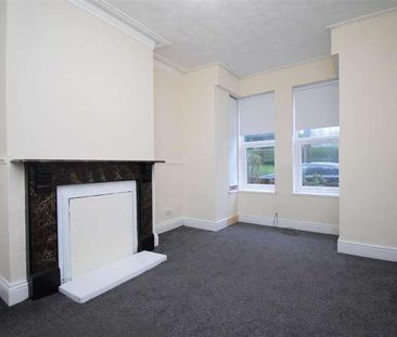 Castleford Road, Normanton, WF6 - Photo 4