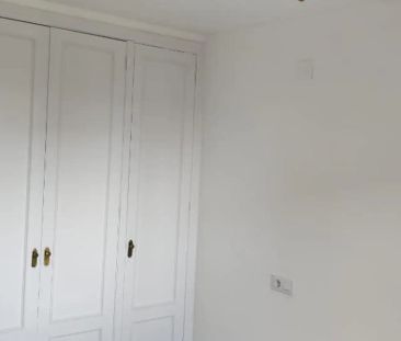 Piso de alquiler en Calle Islandia, 11, Juzgados - Plaza de Toros - Photo 1