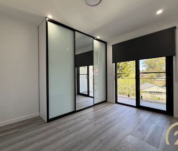 Brand New 5 Bedroom Duplex in Busby&excl; - Photo 5