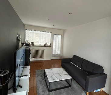 Appartement 2 pièces meublé de 49m² à Saint Etienne - 570€ C.C. - Photo 2