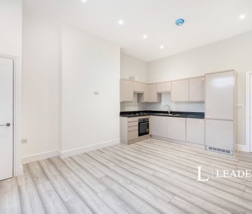 3 bedroom apartment to rent Yarborough Road, Southsea, PO5 - Photo 6