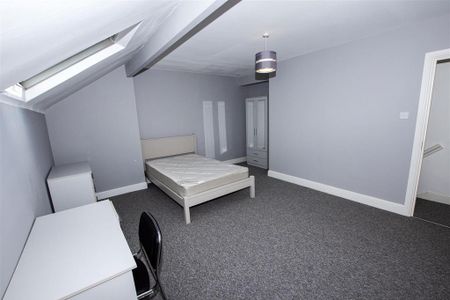 4 bedroom house to rent - Photo 3