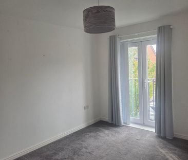 4 bedroom terraced house to rent - Photo 5