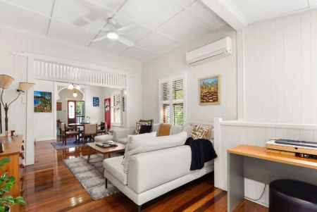8 Bywong Street, Toowong QLD 4066 - Photo 3