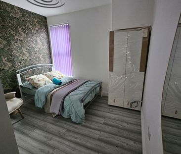 Studio Flat, Church Road, L4 - Photo 1