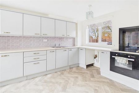 3 bedroom terraced house to rent - Photo 4