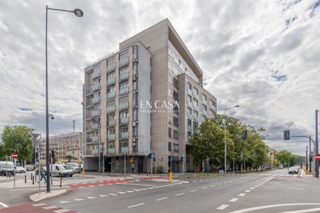 Przestronny 3-pokojowy apartament przy Łazienkach - Zdjęcie 3