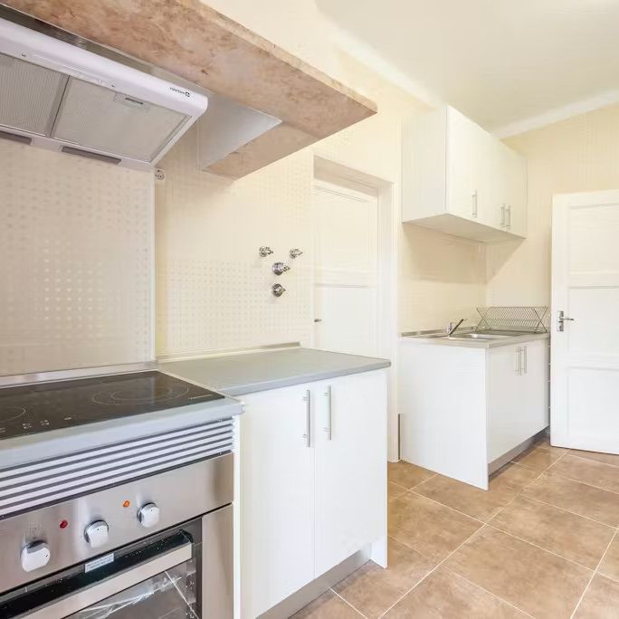 Alameda das Linhas de Torres, Lisbon, Lisbon 1750-140 - Photo 1