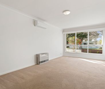 LARGE VILLA, MAKE THIS YOUR HOME - Photo 6