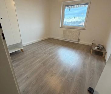 Sonnige 3-Raum Wohnung ab sofort - Photo 1