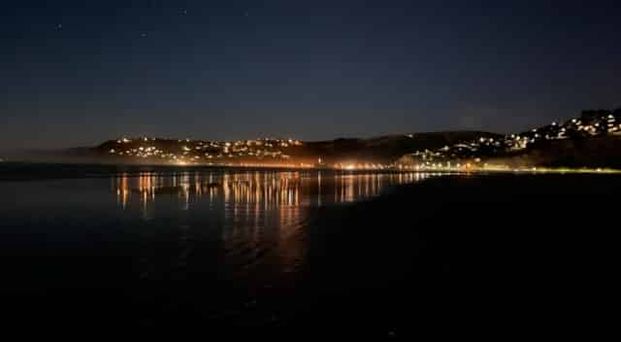 Summer Waves Await - Photo 1