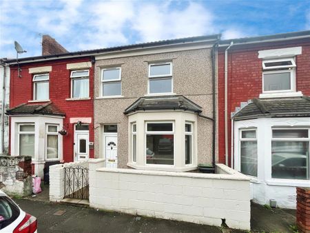 Oxford Street, PONTYPRIDD - Photo 2