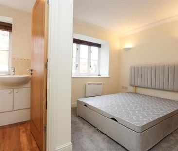 2 bedroom apartment to rent - Photo 6