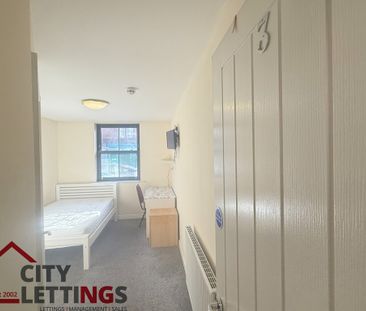 7 Bedroom Flat - Photo 6