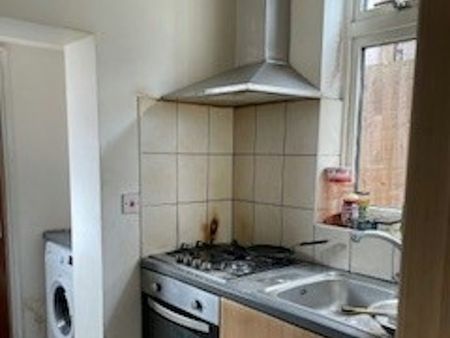 Flat to rent on - Photo 5