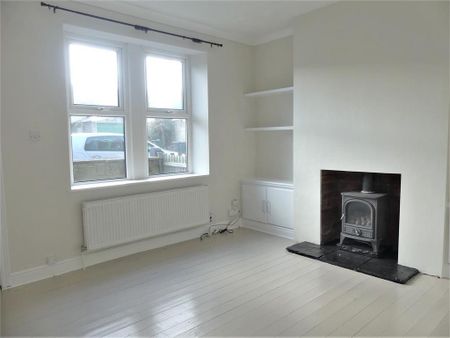3 bedroom terraced house to rent - Photo 3
