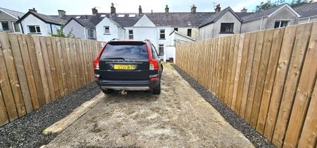 4 Knockagh Terrace, Greenisland, BT38 8RN - Photo 2