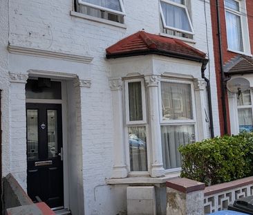 Room in a Shared House, Wakefield St, N18 - Photo 6