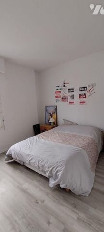 Appartement de type 3 au 1er étage Appartement de 72 m² (loi carrez) comprenant un hall avec p... - Photo 3