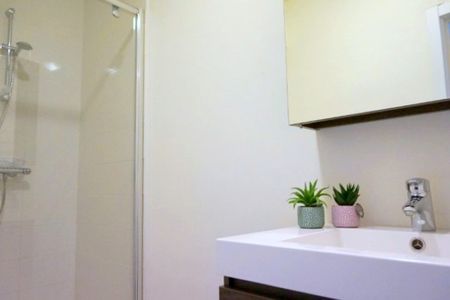 GEZELLIG APPARTEMENT TE HUUR IN HARTJE KORTRIJK - Photo 5
