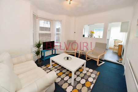4 bedroom terraced house to rent - Photo 2